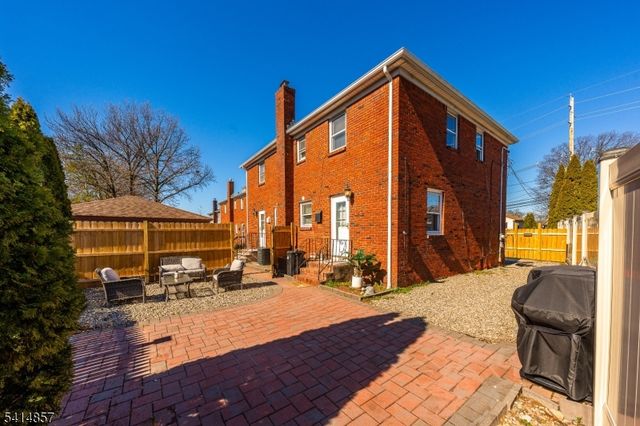 1066 W Chestnut St, Union Twp., NJ 07083