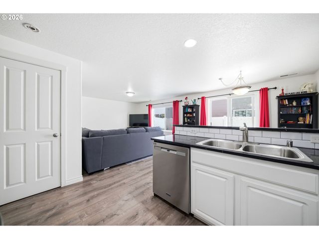 7909 Ne 62ND Cir, Vancouver, WA 98662