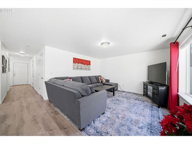 7909 Ne 62ND Cir, Vancouver, WA 98662