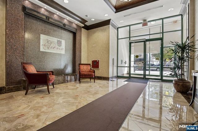 48 Park Street 517, Montclair, NJ 07042