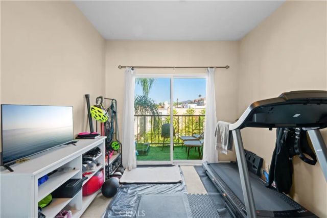 626 E Orange Grove Avenue 301, Burbank, CA 91501