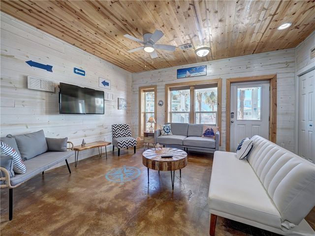 2120 S 11th Unit 502 St 502, Port Aransas, TX 78373