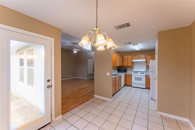 109 Granite Shoals DR, Kyle, TX 78640