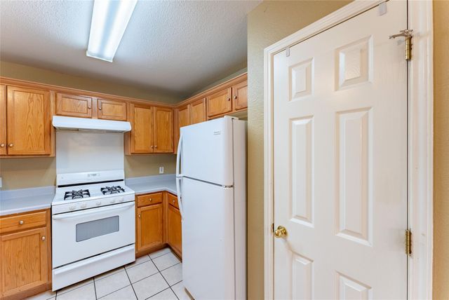 109 Granite Shoals DR, Kyle, TX 78640