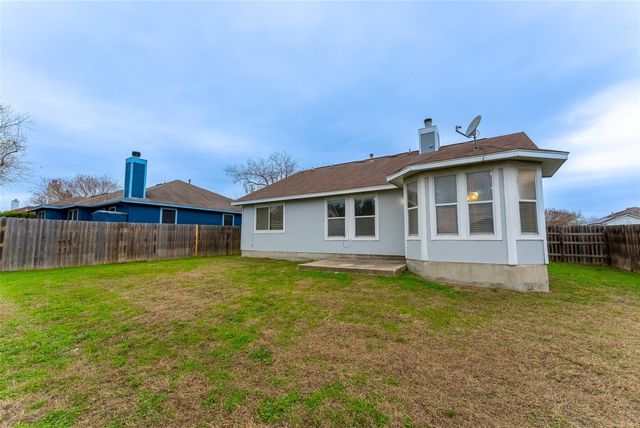 109 Granite Shoals DR, Kyle, TX 78640