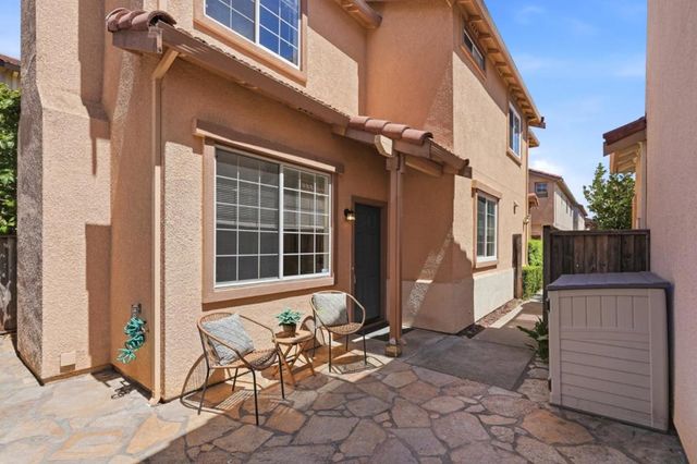 2227 Gadwall Court, San Leandro, CA 94579