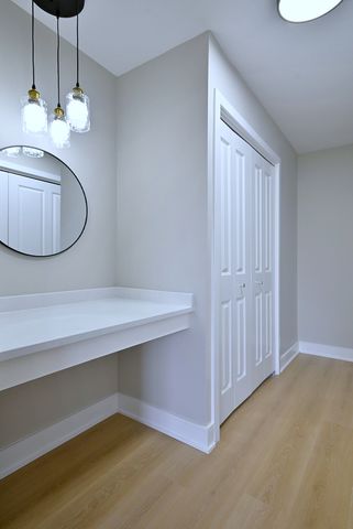 945 E Kenilworth Avenue 312, Palatine, IL 60074