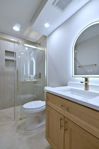 945 E Kenilworth Avenue 312, Palatine, IL 60074