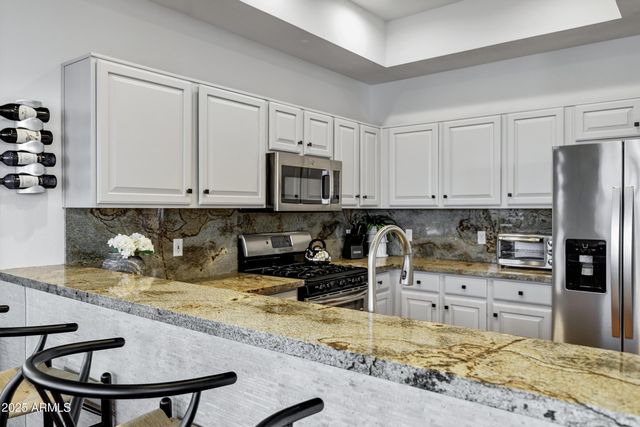 8270 N HAYDEN Road 2010, Scottsdale, AZ 85258