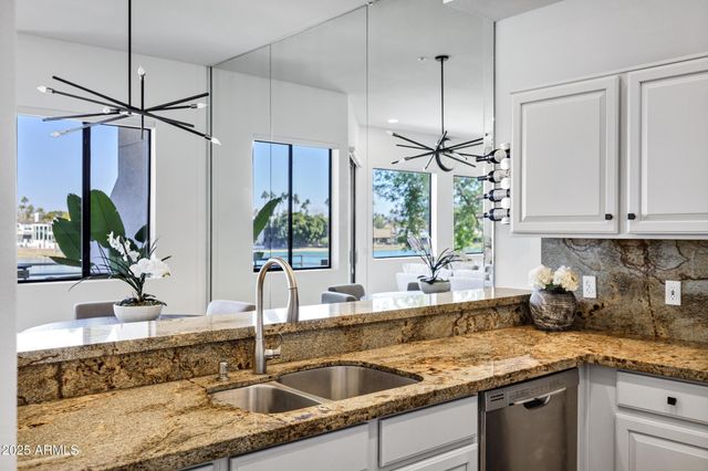 8270 N HAYDEN Road 2010, Scottsdale, AZ 85258