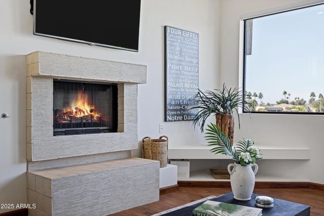 8270 N HAYDEN Road 2010, Scottsdale, AZ 85258