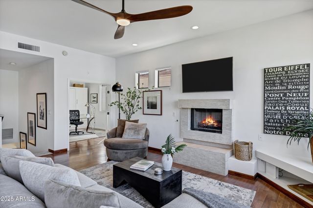 8270 N HAYDEN Road 2010, Scottsdale, AZ 85258