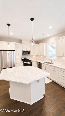 129 Pinebranch Court, Southern Pines, NC 28387