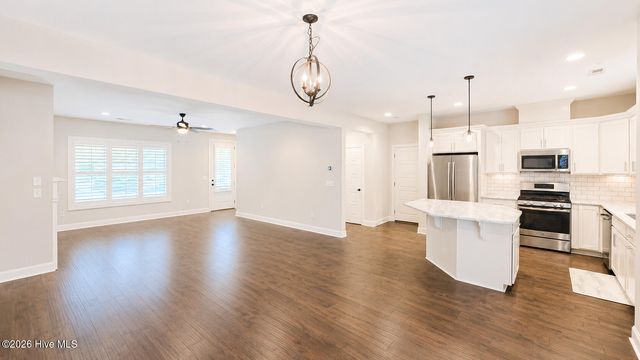 129 Pinebranch Court, Southern Pines, NC 28387