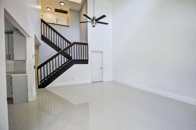 8201 SW 57th Street, Davie, FL 33328