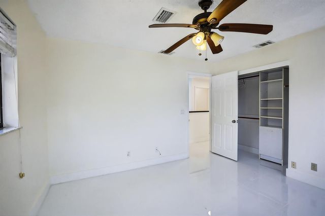 8201 SW 57th Street, Davie, FL 33328