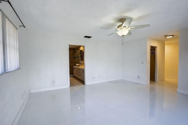 8201 SW 57th Street, Davie, FL 33328