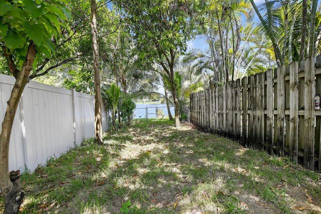 8201 SW 57th Street, Davie, FL 33328