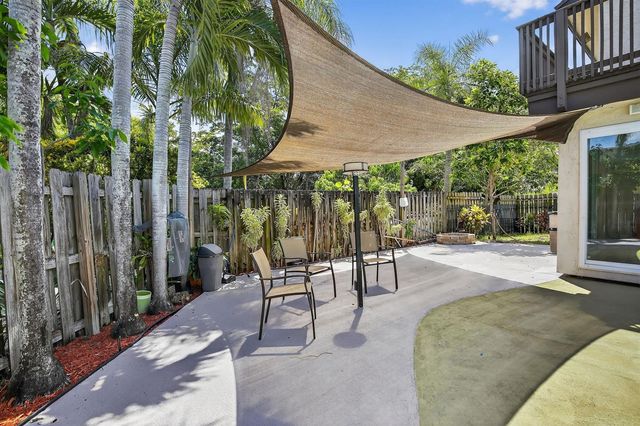 8201 SW 57th Street, Davie, FL 33328