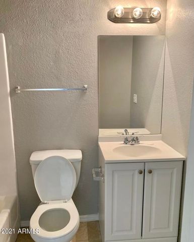 1542 W SAHUARO Drive 4, Phoenix, AZ 85029