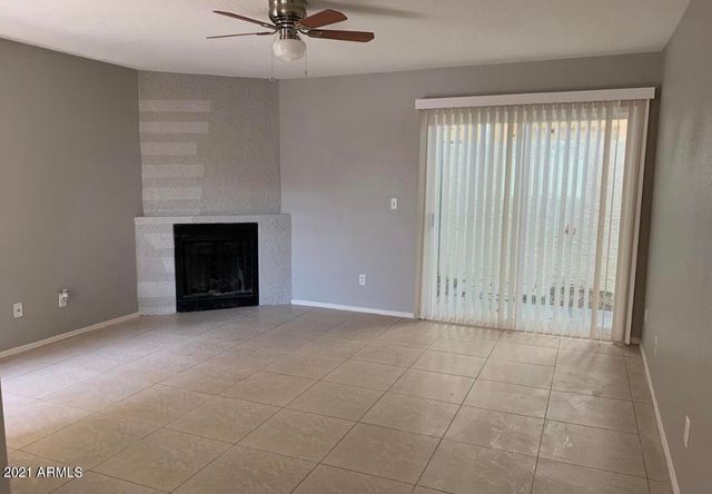 1542 W SAHUARO Drive 4, Phoenix, AZ 85029