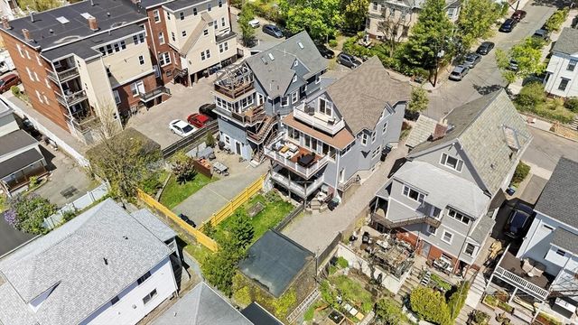 9 Greene St 2, Somerville, MA 02143