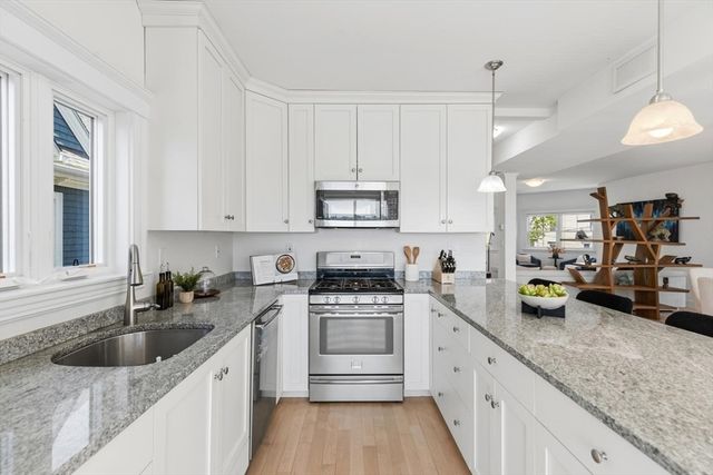 9 Greene St 2, Somerville, MA 02143