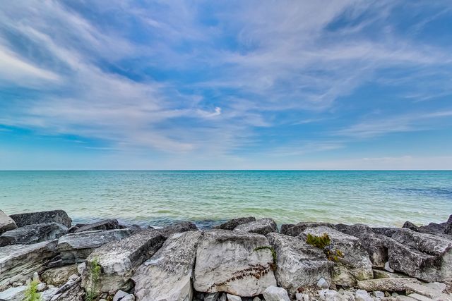 6171 N Sheridan Road 806, Chicago, IL 60660