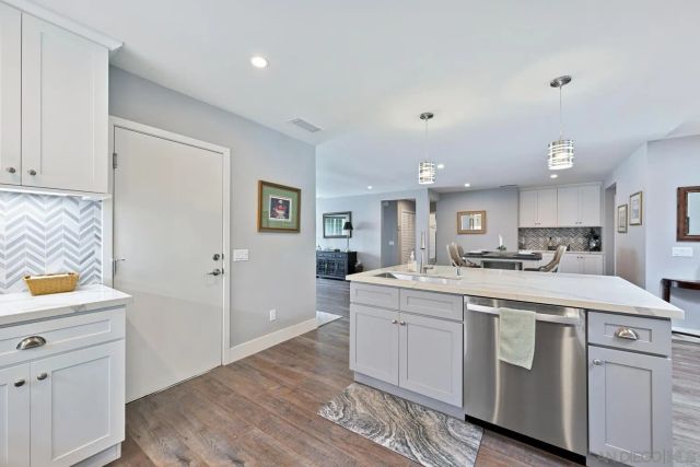 4940 Edwin Pl, San Diego, CA 92117