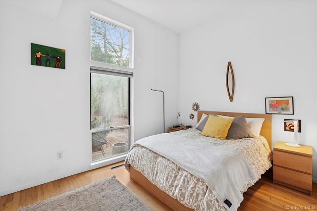 54 Fox Hunt, Amagansett, NY 11930