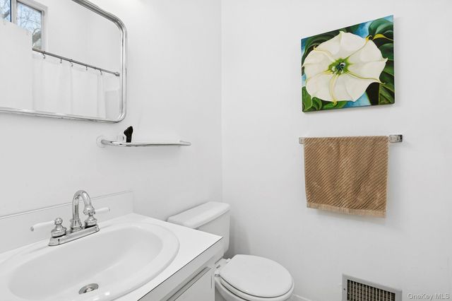 54 Fox Hunt, Amagansett, NY 11930