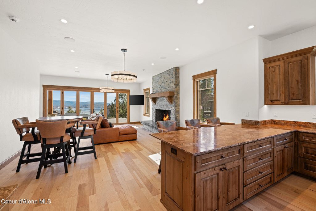 2347 S Espinazo Dr, Coeur d'Alene, ID 83814 photo 18