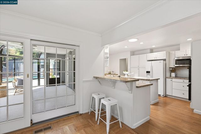 599 Silverado Dr, Lafayette, CA 94549