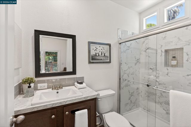 599 Silverado Dr, Lafayette, CA 94549