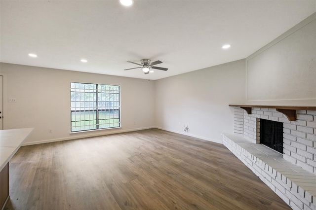 5007 Ridgecreek Drive, Houston, TX 77053