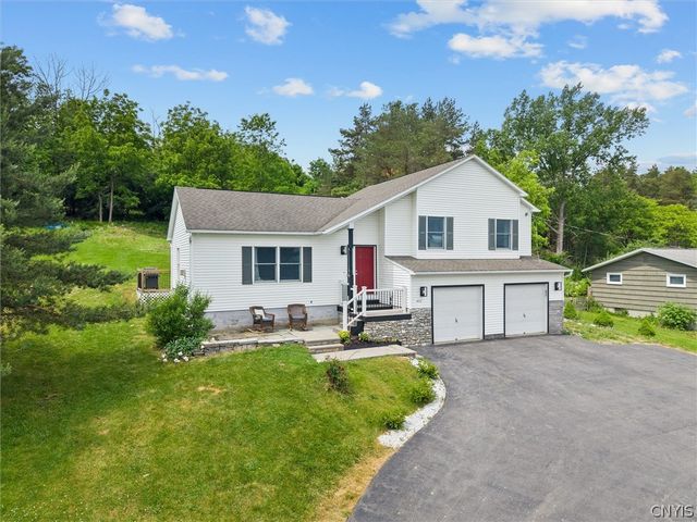 4615 Broad Road, Onondaga, NY 13215