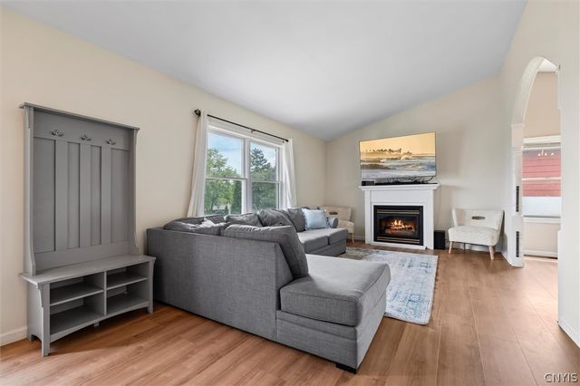 4615 Broad Road, Onondaga, NY 13215