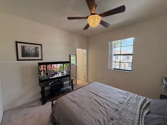 3400 W 92nd Pl, Hialeah, FL 33018