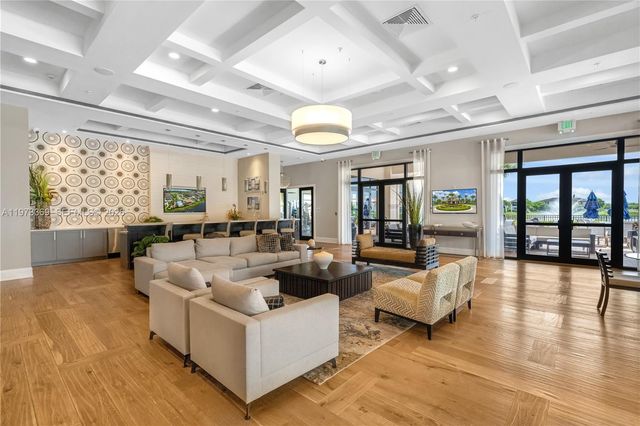 3400 W 92nd Pl, Hialeah, FL 33018