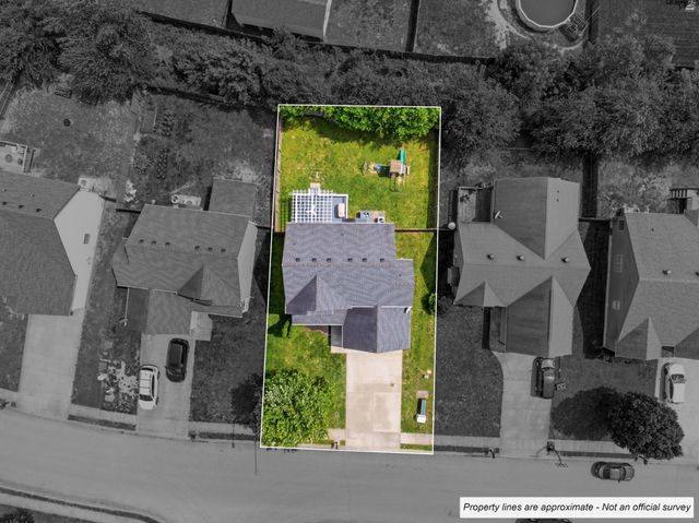 3743 Fox Hole Dr, Clarksville, TN 37040