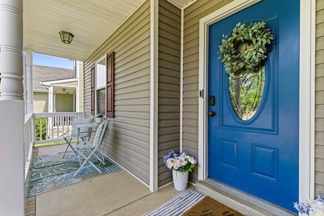 3743 Fox Hole Dr, Clarksville, TN 37040