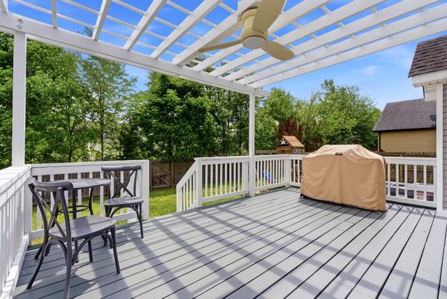 3743 Fox Hole Dr, Clarksville, TN 37040