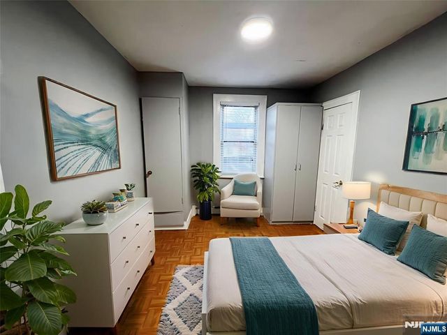 419 Plainfield Avenue, Berkeley Heights, NJ 07922