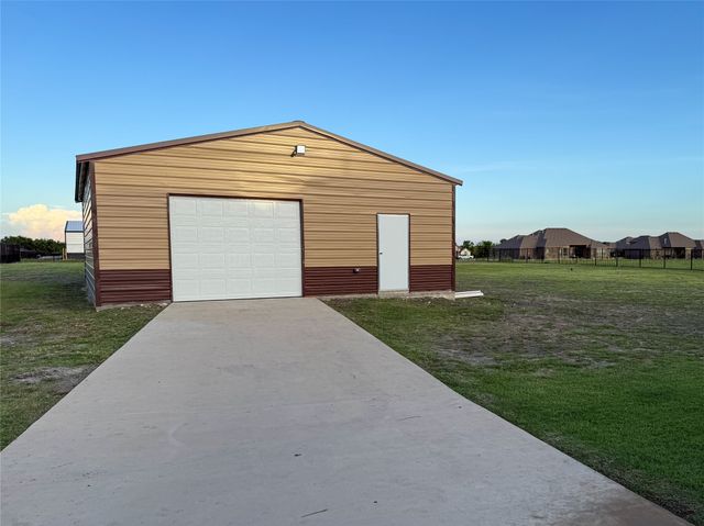 6616 Thames Drive, Mesquite, TX 75126