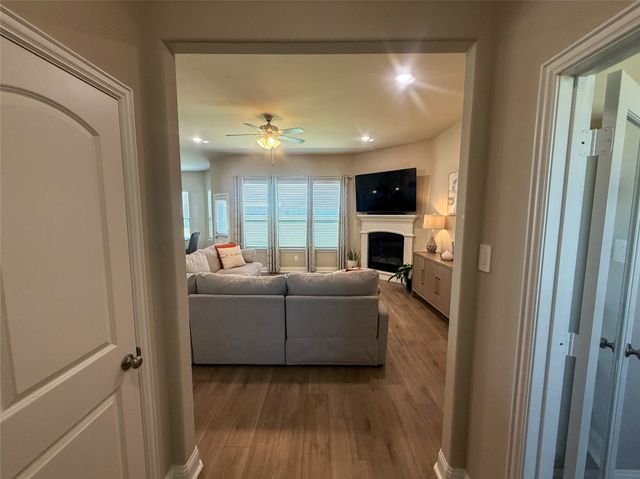 6616 Thames Drive, Mesquite, TX 75126