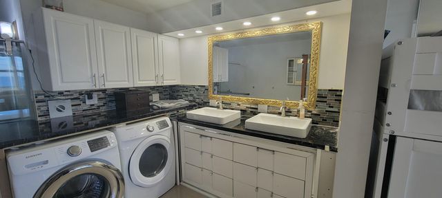 1147 Hillsboro Mile 1006, Hillsboro Beach, FL 33062