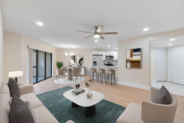 6855 W Broward Boulevard 112, Plantation, FL 33317