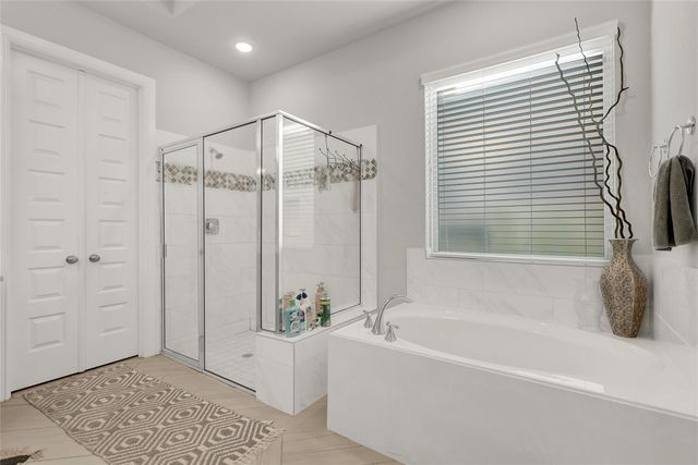 13236 Tracewood Hills Lane, Houston, TX 77044