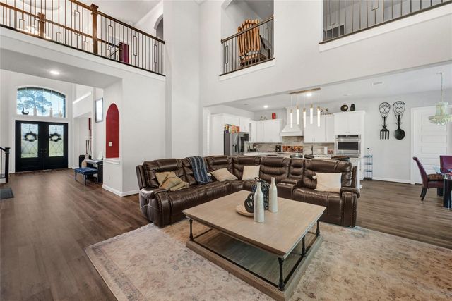 13236 Tracewood Hills Lane, Houston, TX 77044