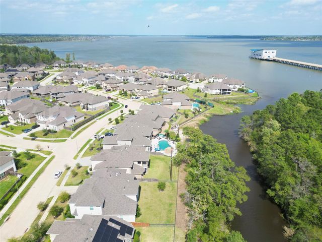 13236 Tracewood Hills Lane, Houston, TX 77044